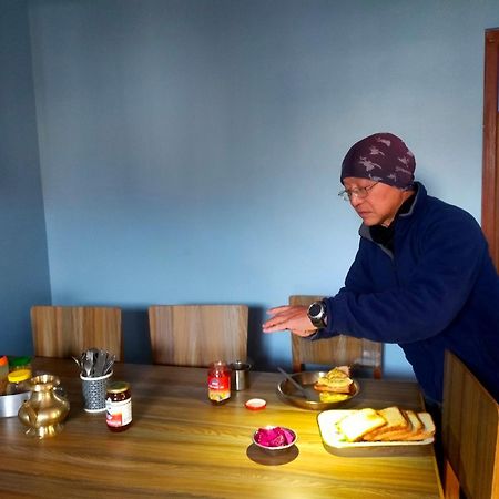Peace Homestay Kathmandu Bagian luar foto
