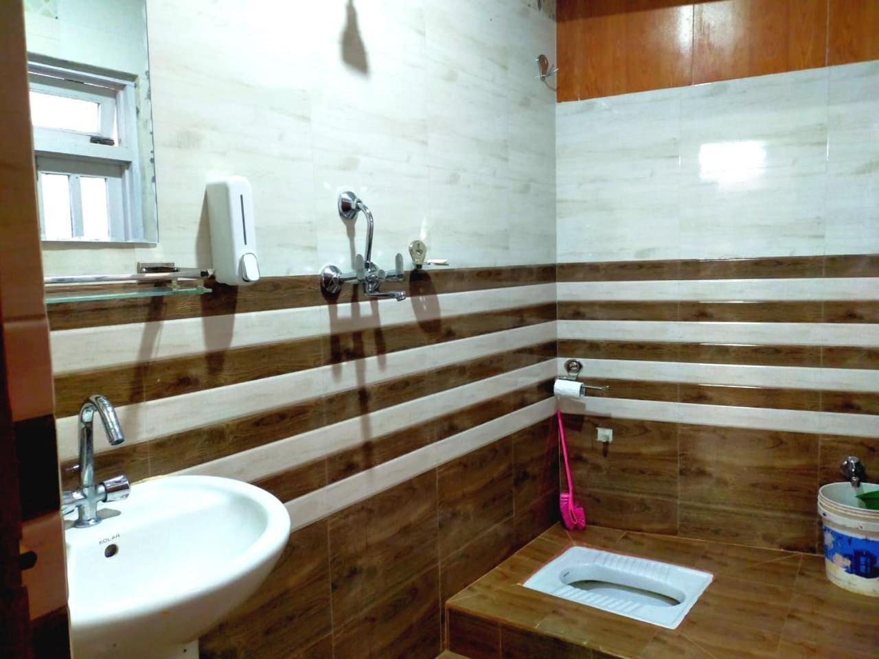Peace Homestay Kathmandu Bagian luar foto